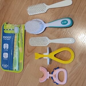 Baby Toothbrush And Hairbrush Bundle New